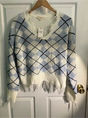 No Comment Paris Light Blue & White Distressed Argyle V-Neck Sweater